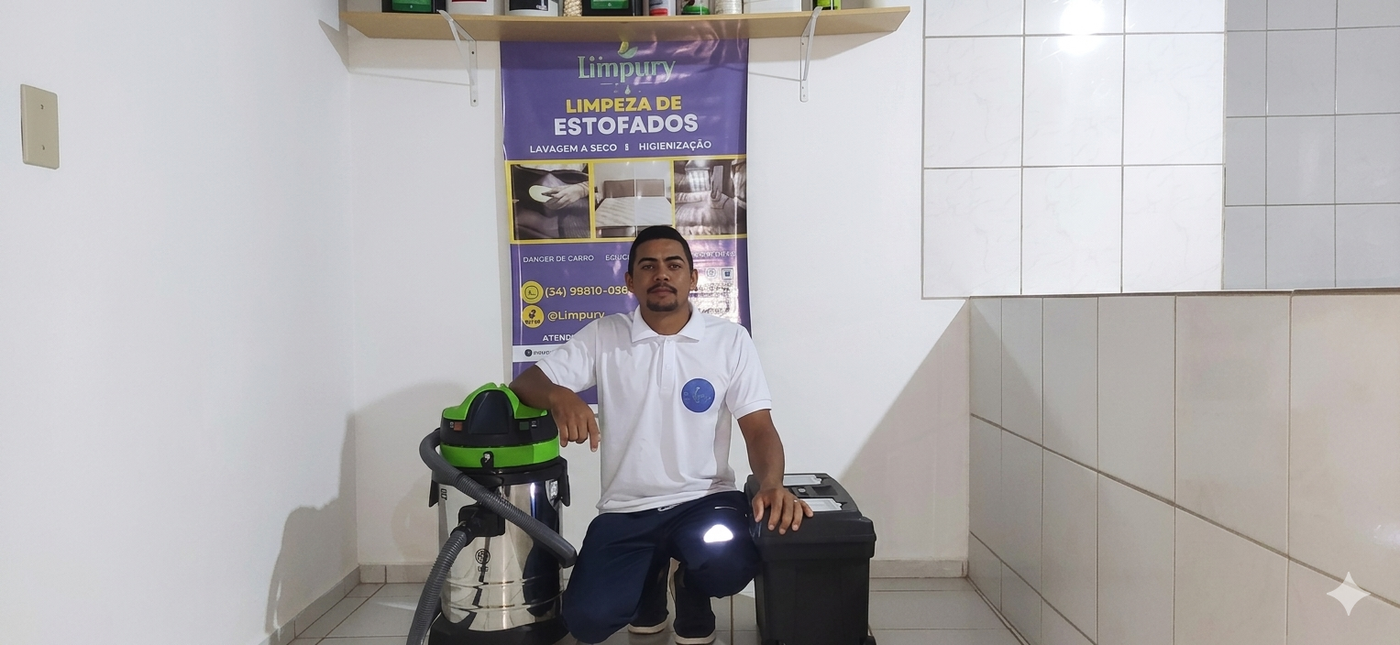 Bruno, especialista em higienização de estofados em Araguari MG